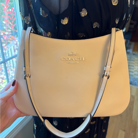 Coach Penelope Cream Leather Shoulder Bag - Picture 1 of 7